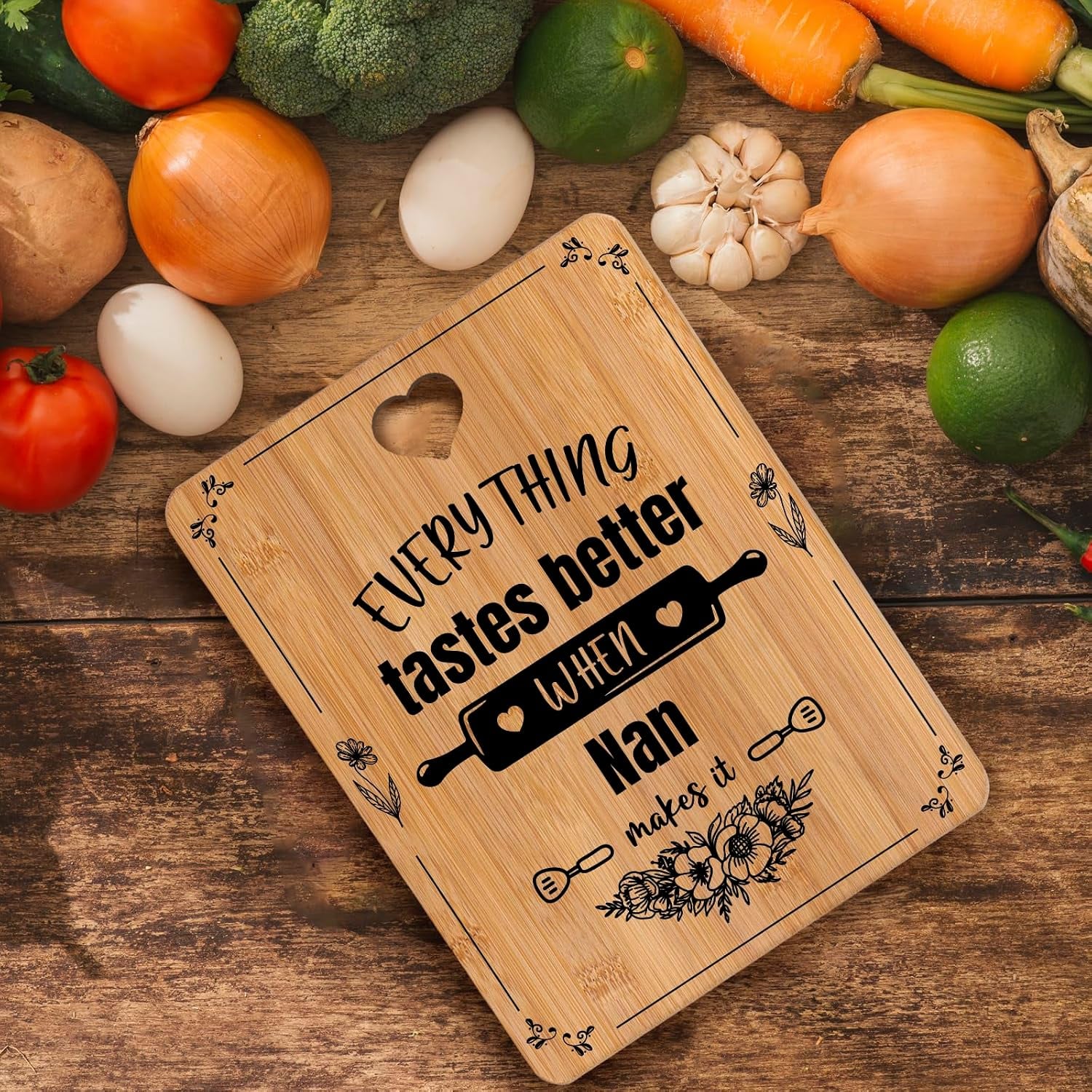 Nan Engraved Bamboo Chopping Board: image 6